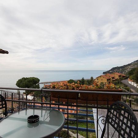 B&B La Mimosa Del Golfo Ospedaletti Zimmer foto